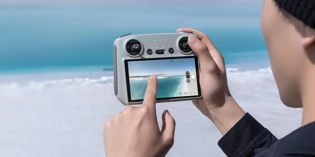 DJI veröffentlicht ein weiteres Firmware Update für seine neue Drohnen Fernbedienung