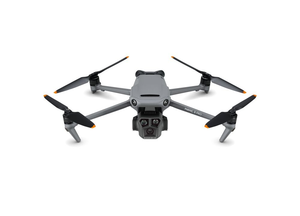 DJI Mavic 3 Pro Fly More Combo (DJI RC Pro)